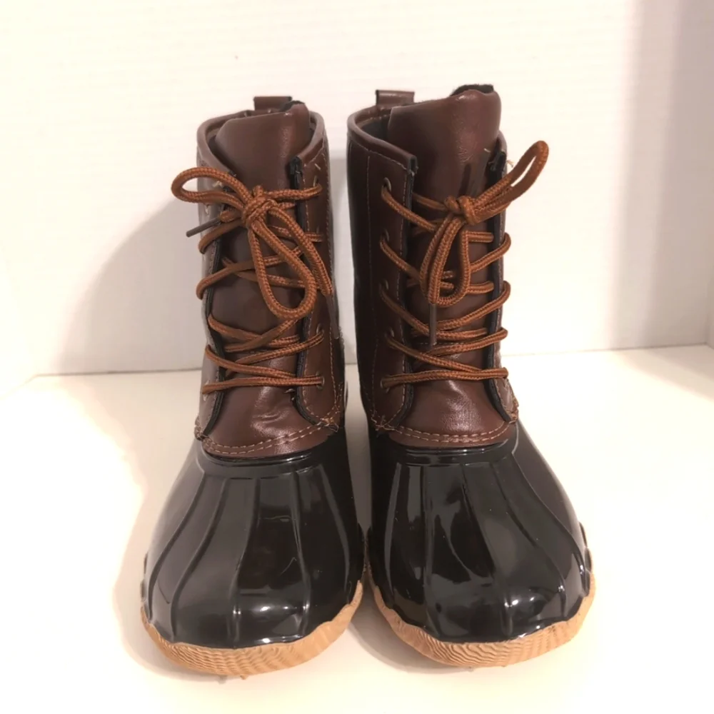 NWOT Duck Style Waterproof Black and Brown Lace-Up Boots‎ Big Girls Size 4
